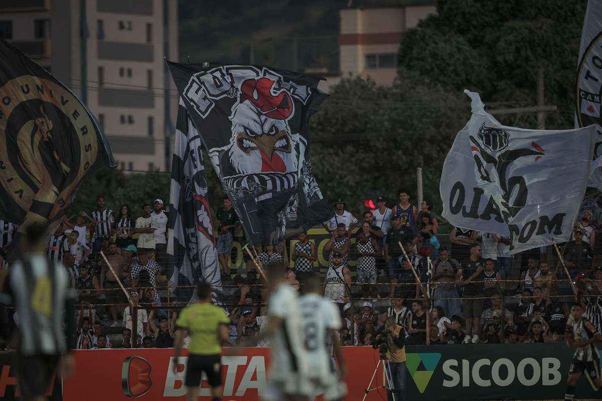 Democrata adversário do Atlético conta ex jogadores do Cruzeiro e